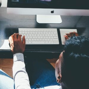 Corso sulla postura corretta in ambiente lavorativo